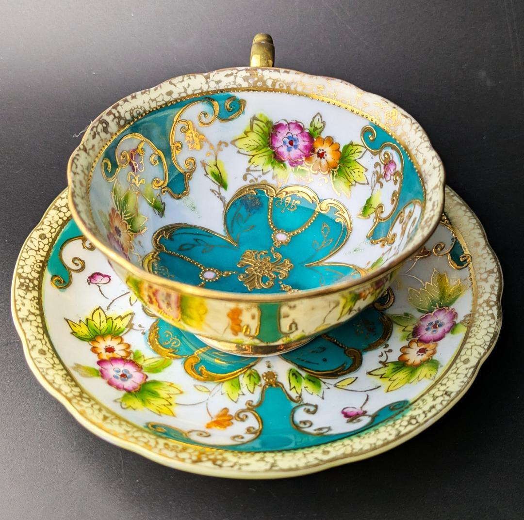 里帰り★佐治貿易 金彩金盛上草華紋様 ターコイズ カップソーサー