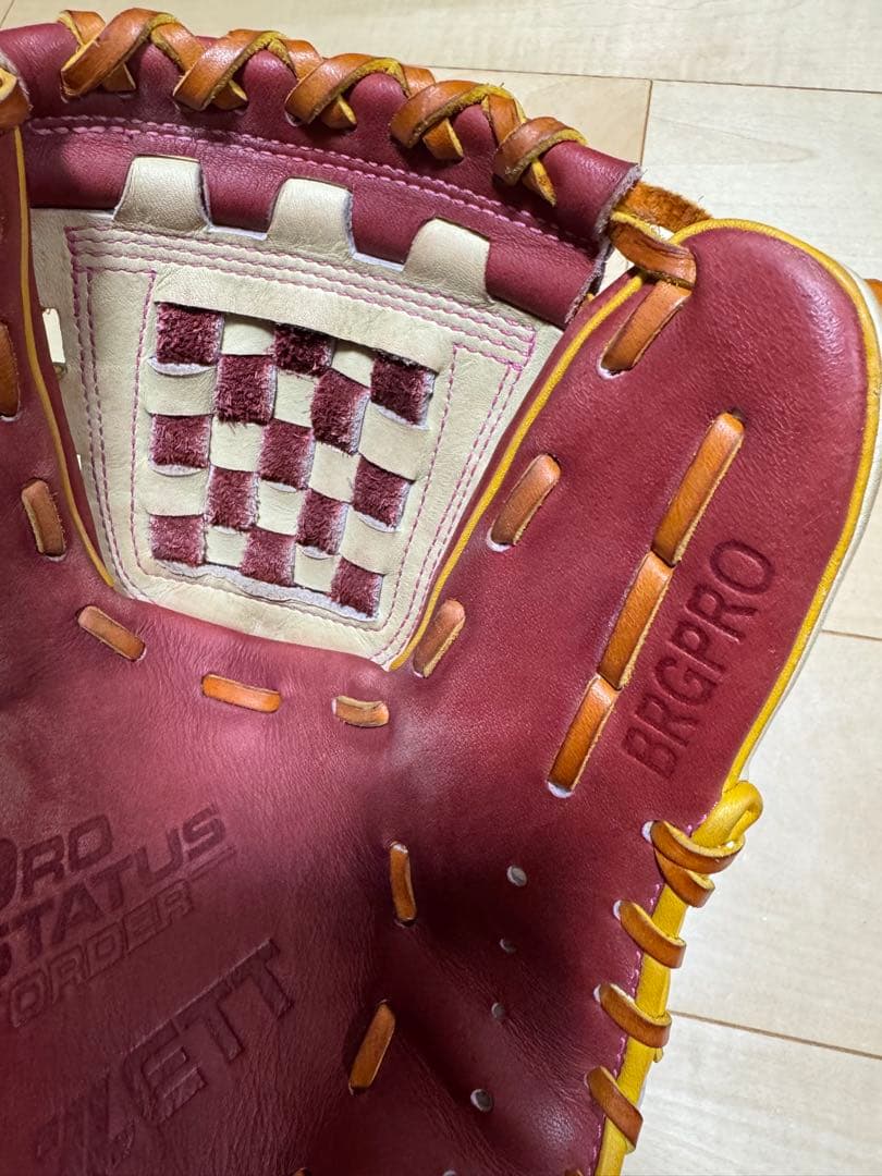 ZETT Pro Status 軟式オーダーグローブ 源田モデル　左投げ用