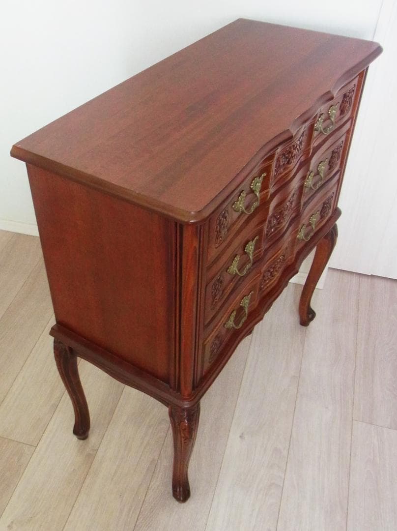 ３段チェスト　 イタリア製 　クラウディオ サオンチェッラ