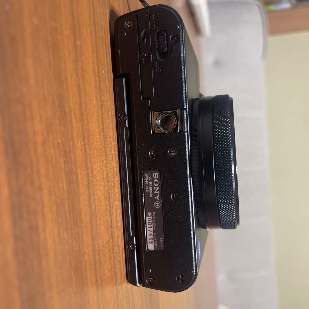 SONYサイバーショット DSC-RX100M4