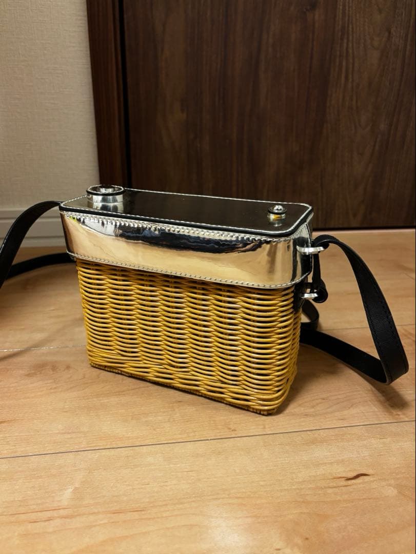 Kate Spade カメラ型かごバッグ