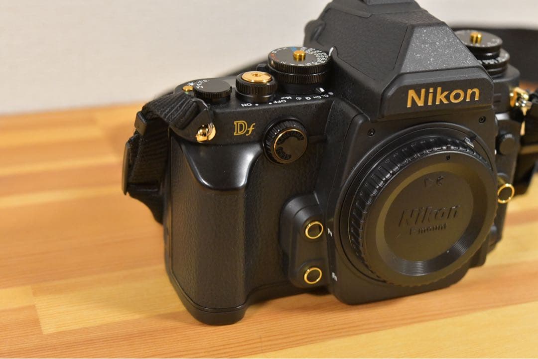 Nikon Df Gold Edition ニコン