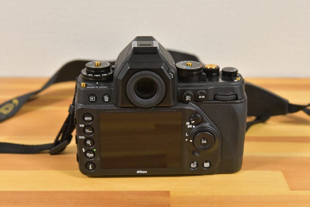 Nikon Df Gold Edition ニコン