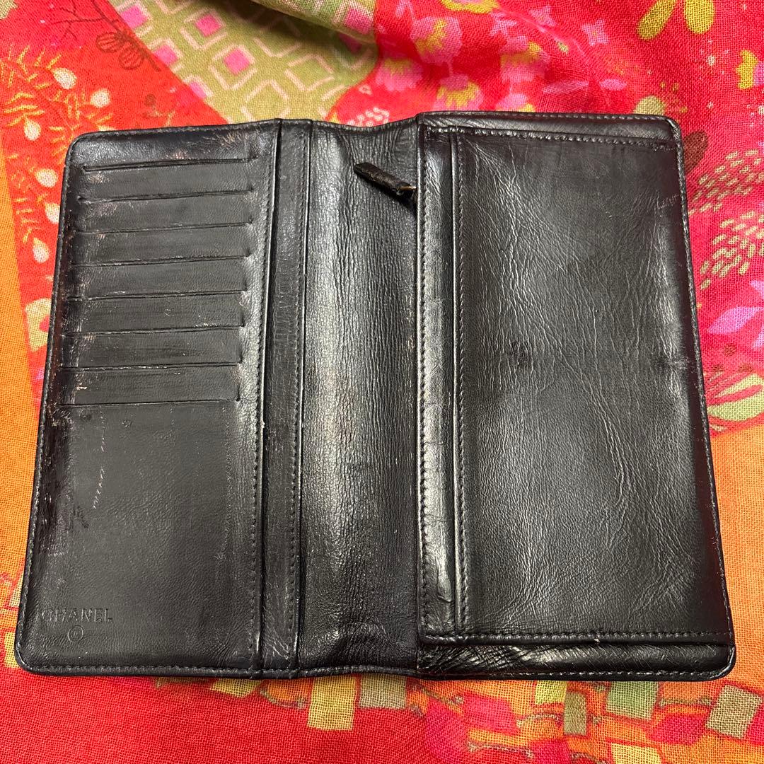 CHANEL ブラック 長財布 花柄エンボス