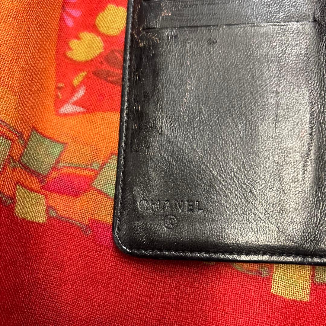 CHANEL ブラック 長財布 花柄エンボス