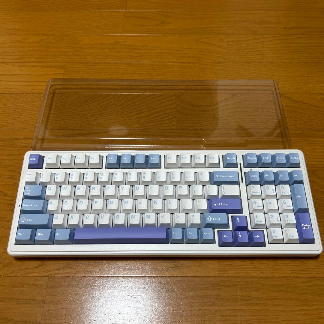 メカニカルゲーミングキーボード【EPOMAKER x AULA F99】