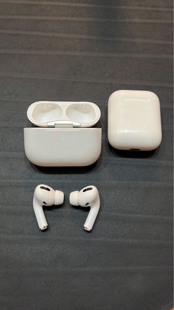 AirPods Pro 2 本体 + 充電ケース + USBケーブル+オマケつき