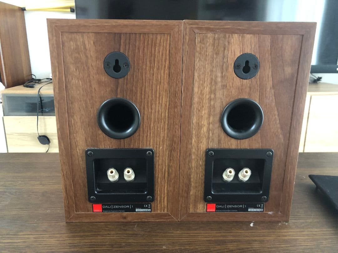 スピーカー・ウーファー DALI zensor 1