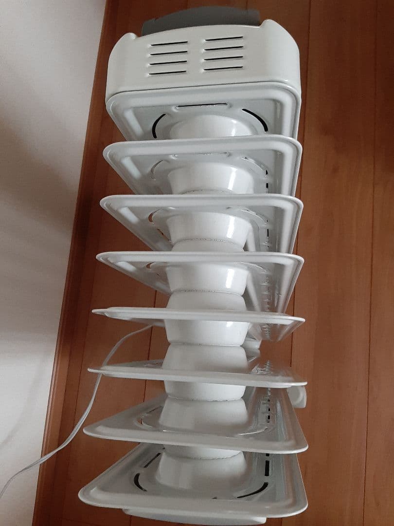 デロンギ　オイルヒーター　美品