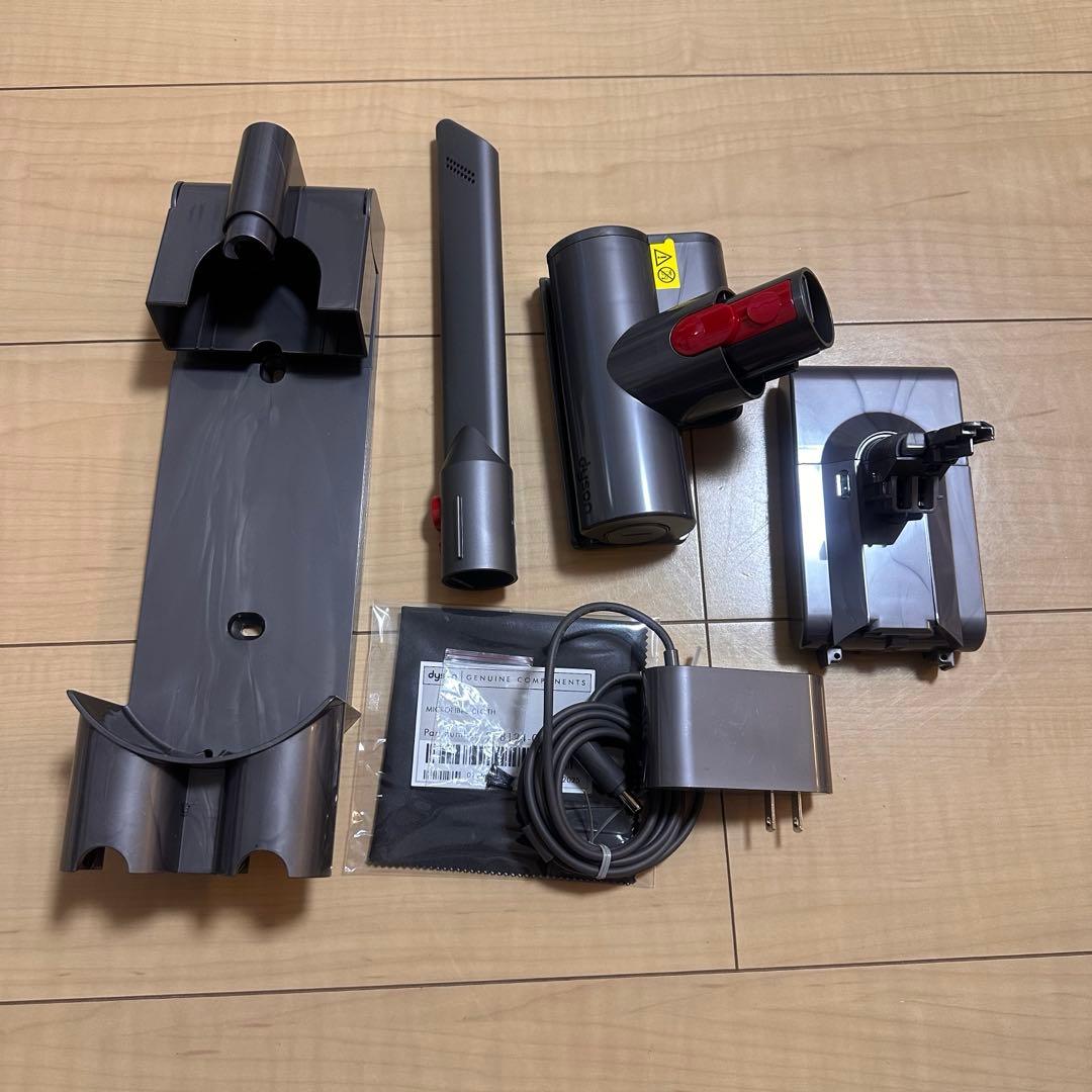 Dyson V8 Slim Fluffy/部品いろいろ