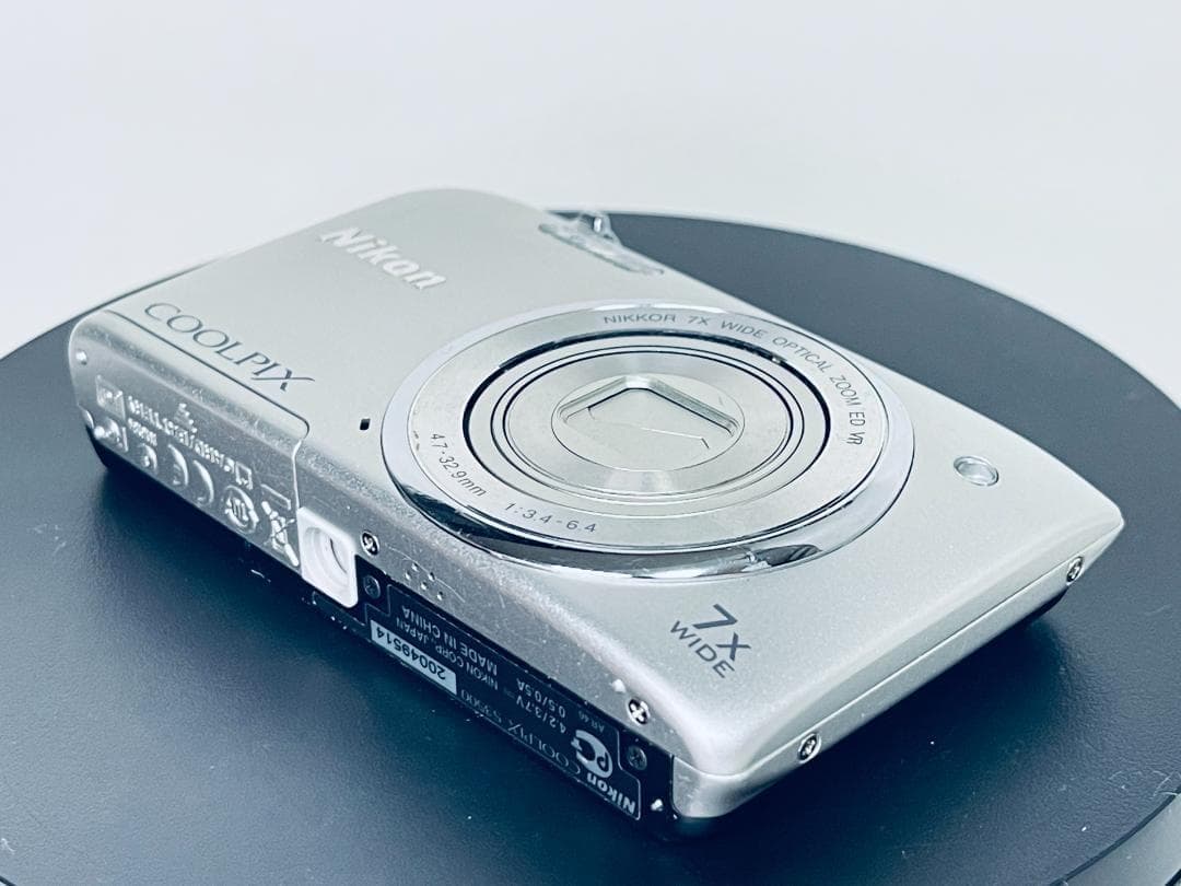 NIKON ニコン COOLPIX S3500 シルバー バッテリー SDカード