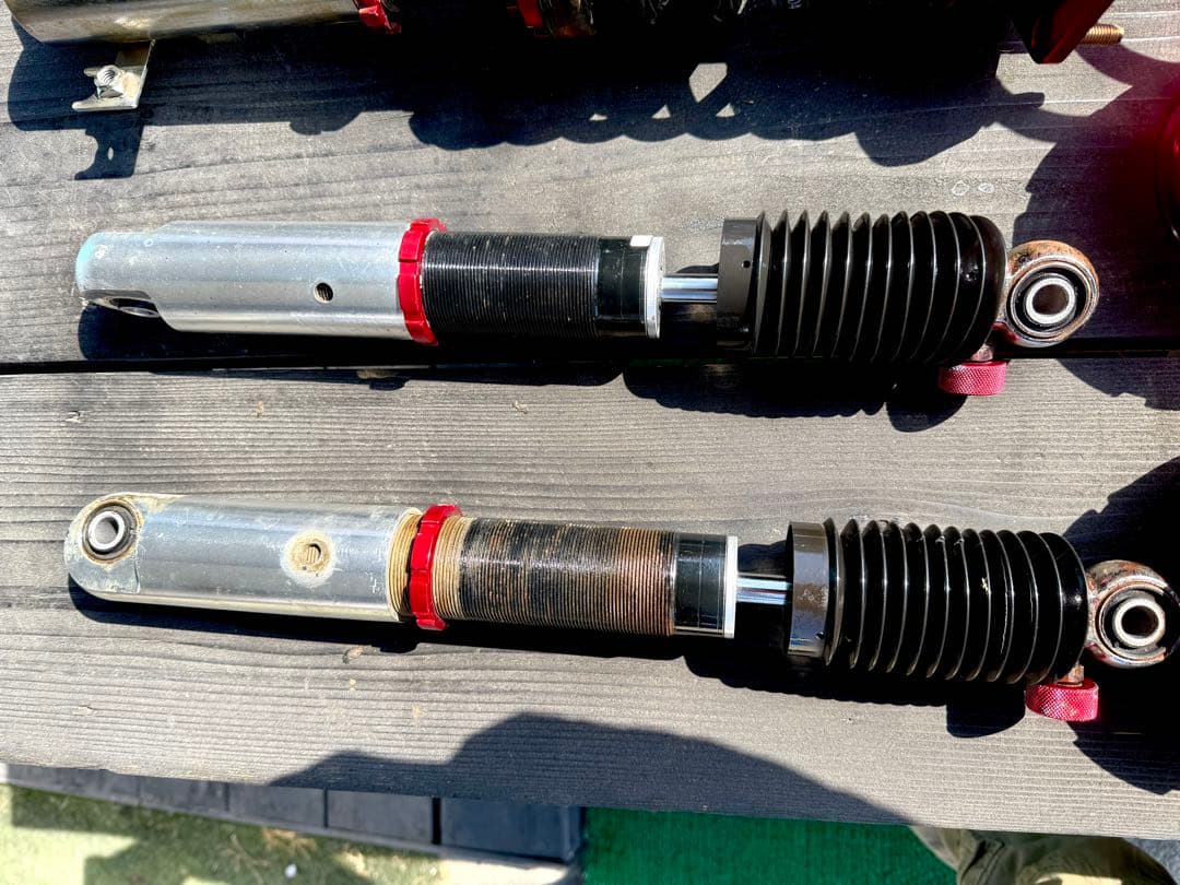 ダイハツハイゼット s331v 車高調サスペンションキット 赤/黒