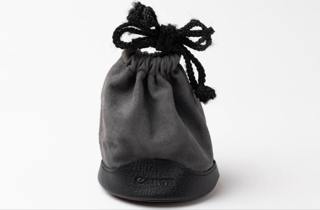 【美品】Canon キャノンレンズRF50mm f1.8 STM ＆レンズフード