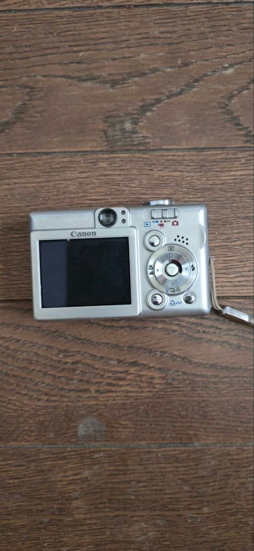 Canon IXY Digital50 シルバー