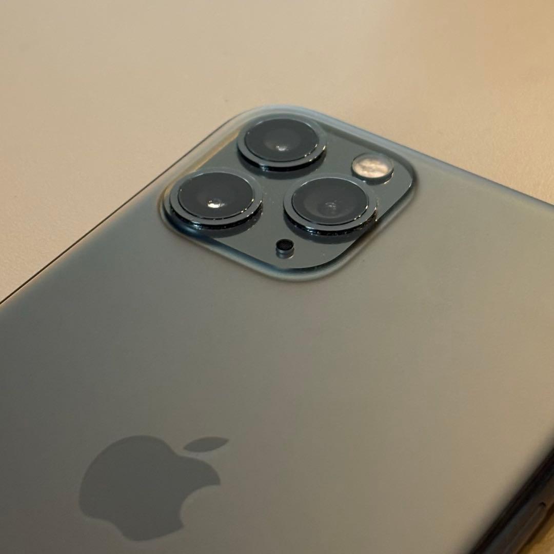 【美品】iPhone 11 pro 256GB 本体のみ　SIMフリー
