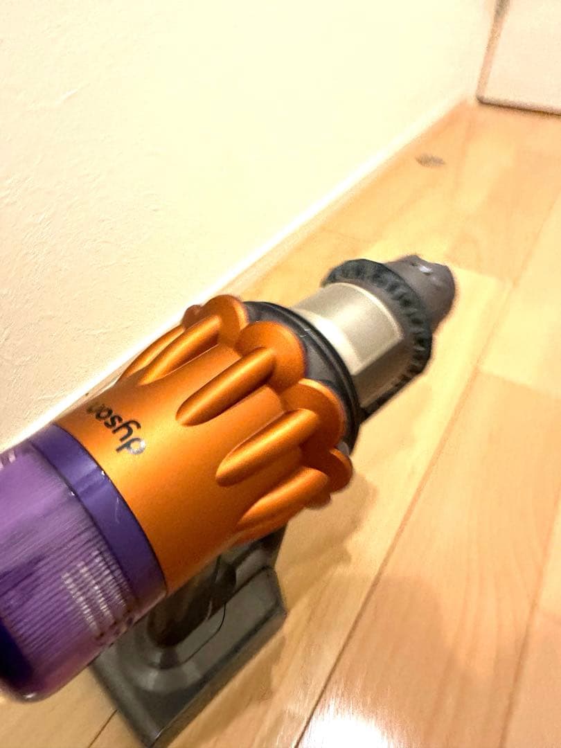 ダイソン digital slim SV18 スタンドプラス1500円