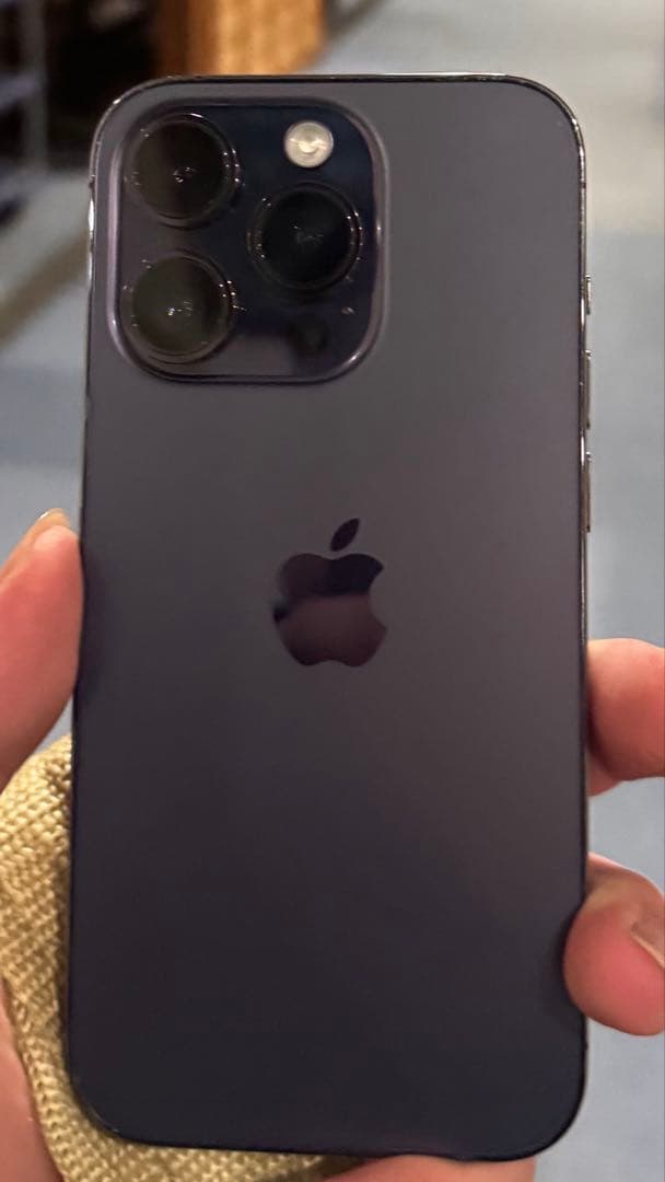 Apple iPhone 14 Pro ディープパープル 本体　1月25まで販売