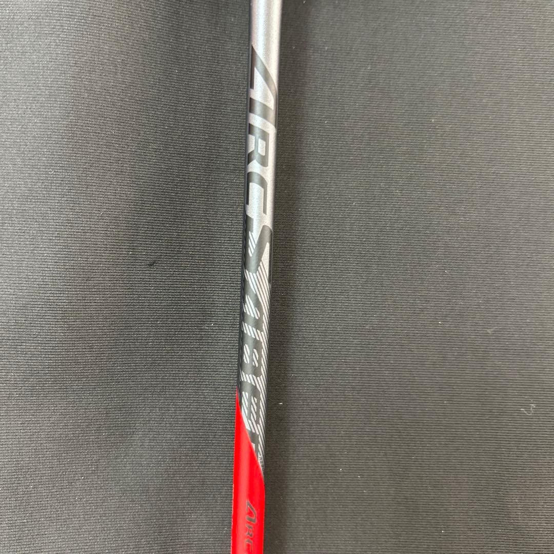 4ug5 アークセイバー11プロ　新品未使用　ヨネックス　バドミントン　ラケット