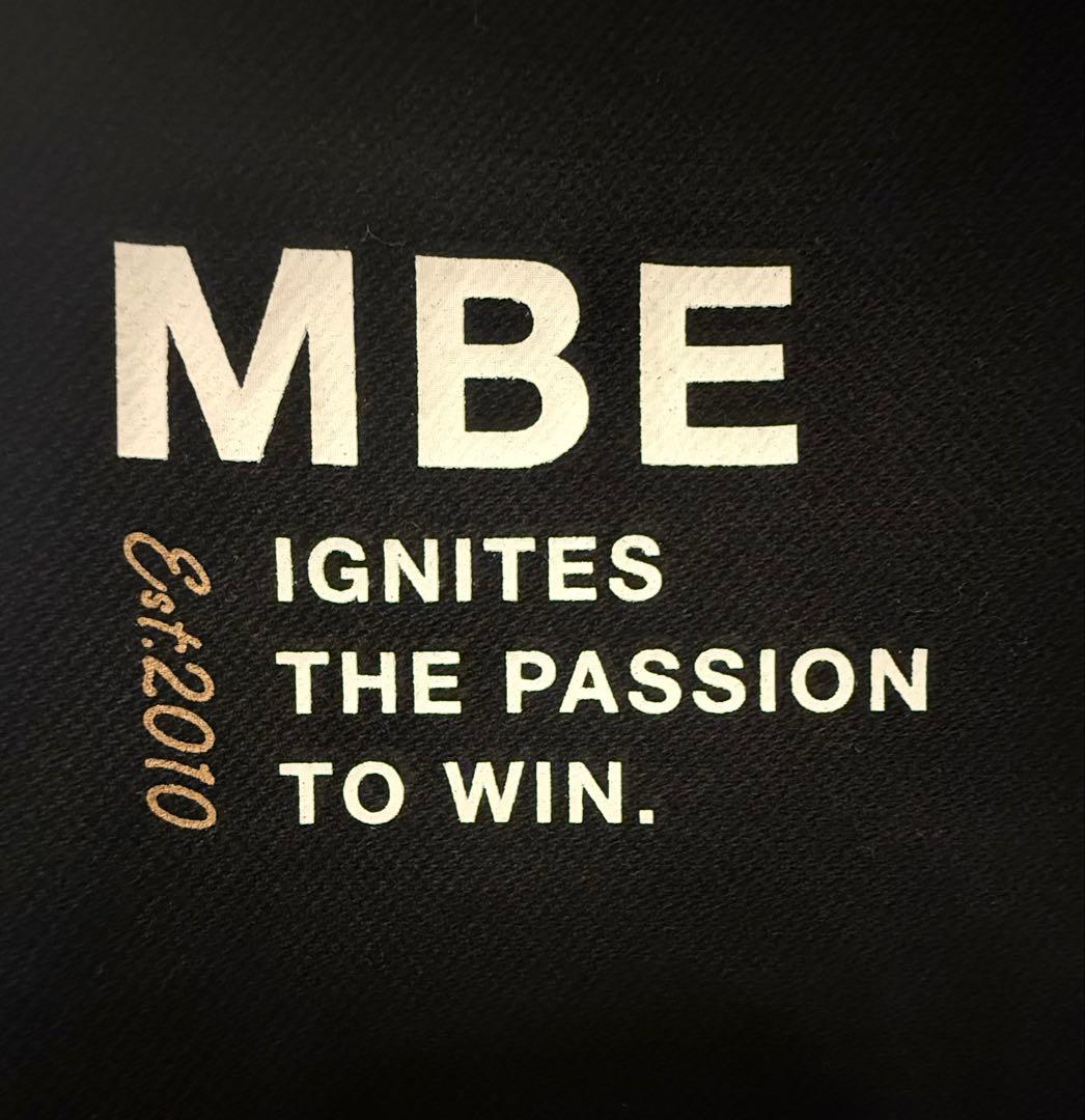 【極美品】MASTERBUNNYEDITION ハイパワーストレッチスカート