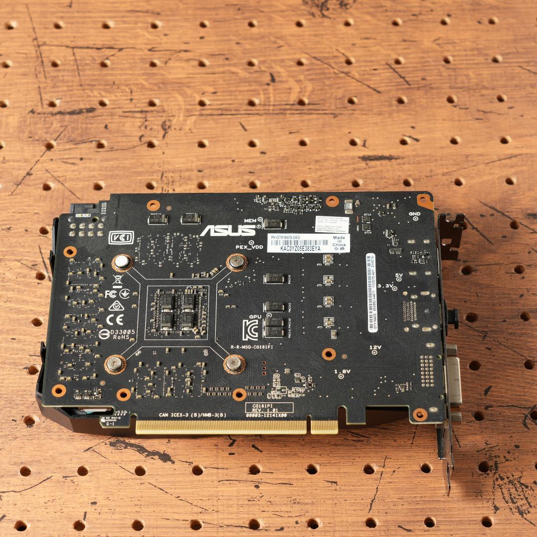 ASUS GeForce GTX 1660Superグラフィックボード