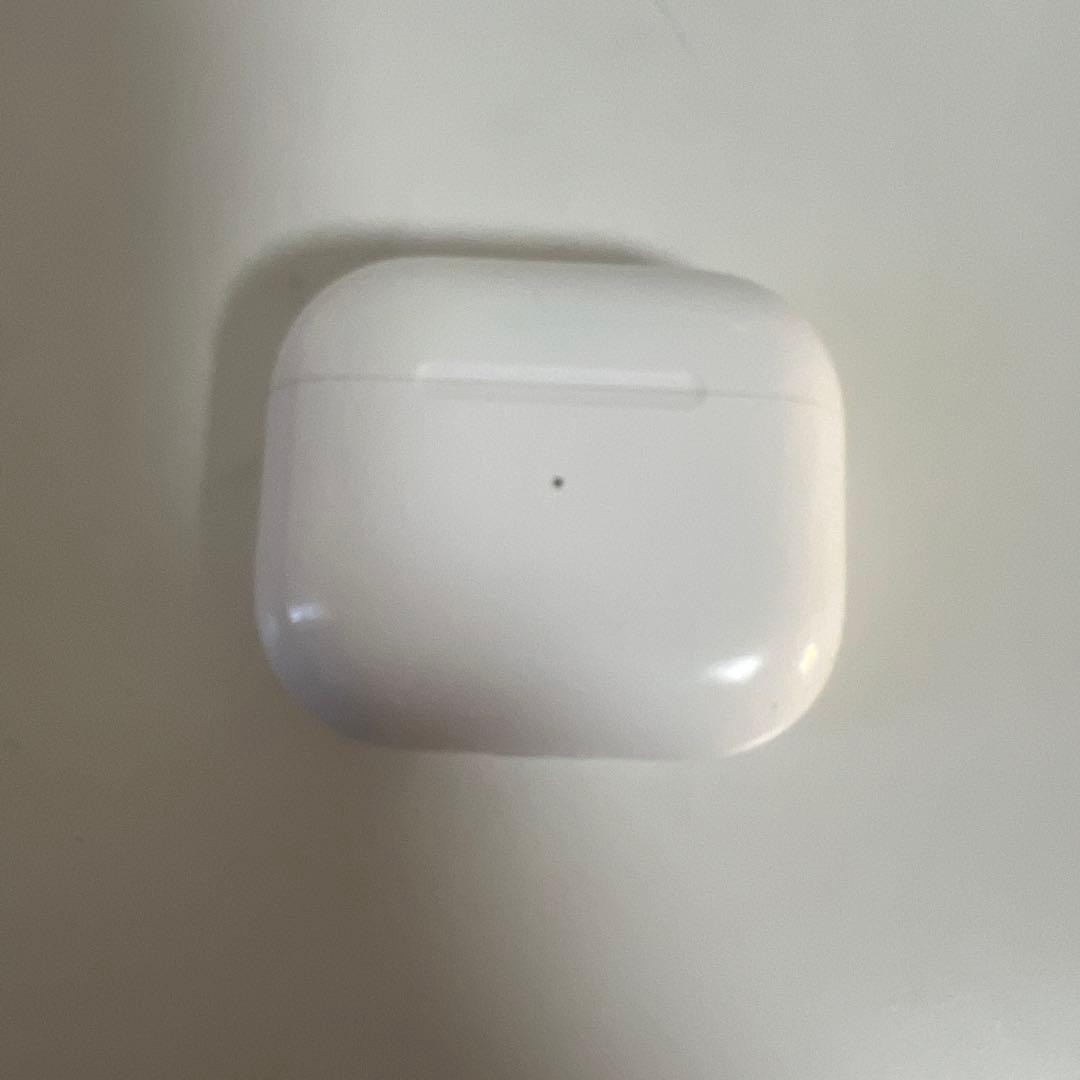 AirPods本体 ホワイト