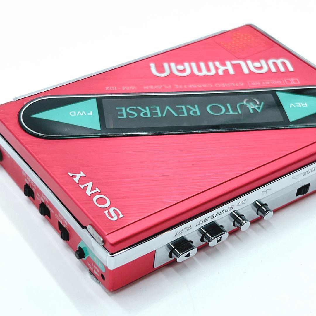 【美品・動作品】 SONY WM-102 カセットウォークマン 音出しOK 赤色