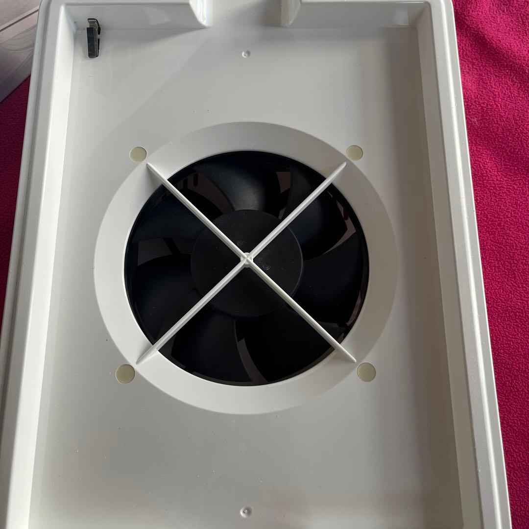 ネイル用卓上集塵機　プリアンファ　レクシアサイクロン