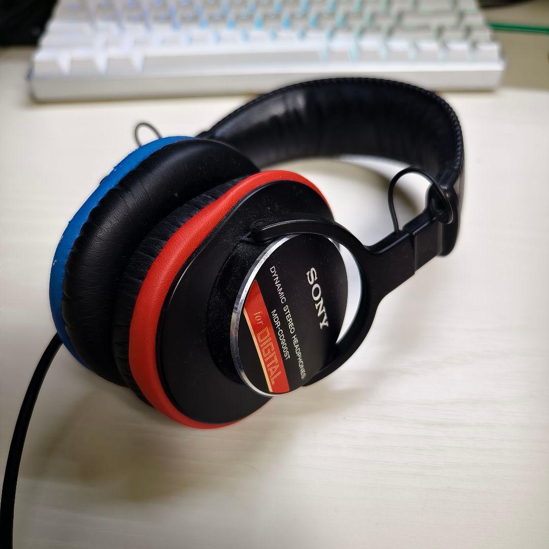 ヘッドホン SONY MDR-CD900ST