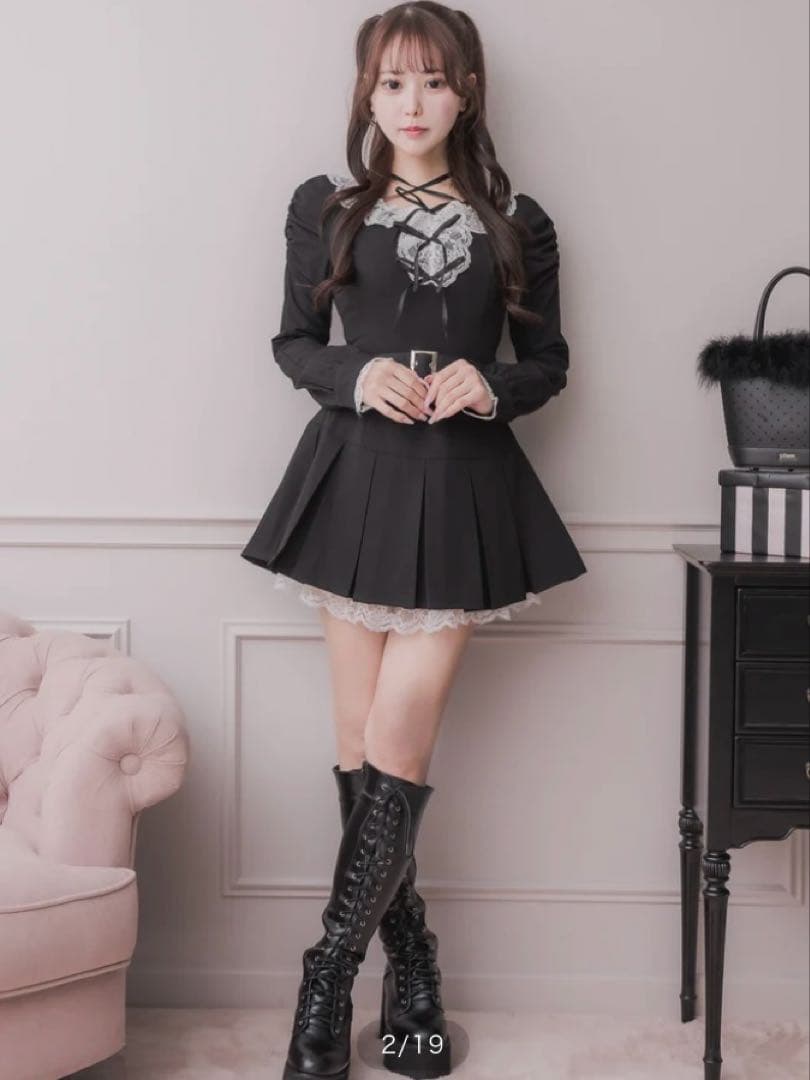 pium ピウム レースフリルプリーツミニワンピース ブラック