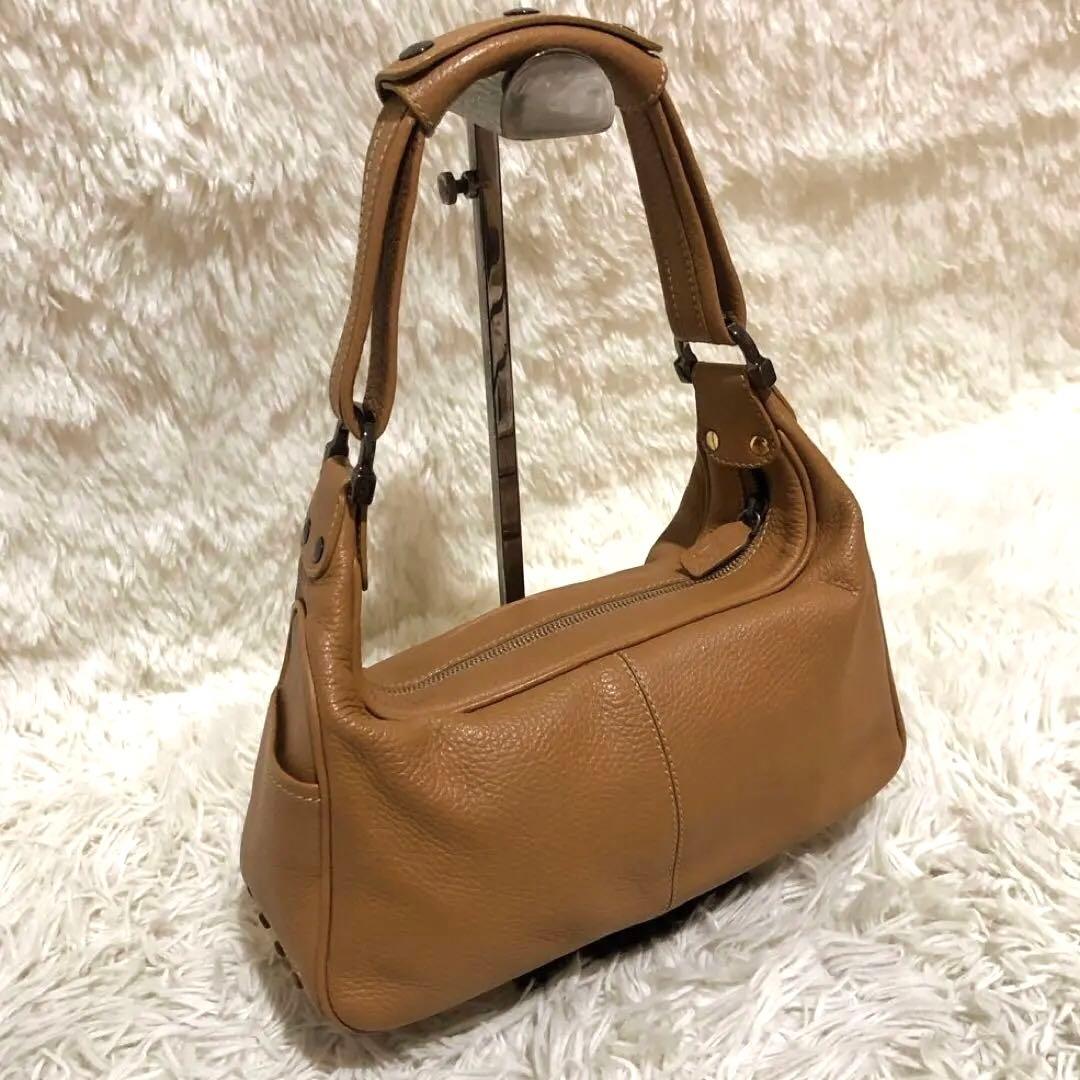 トッズ レザー ハンドバッグ