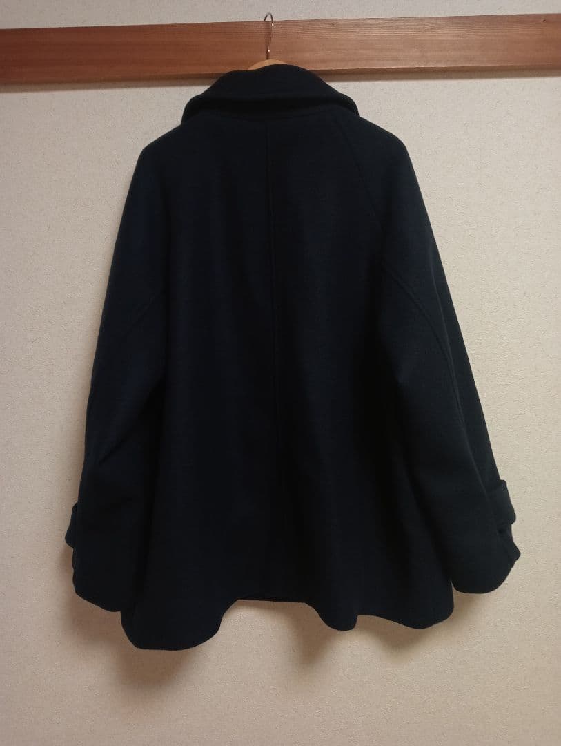 our 上質ウール100％のテーラードコート