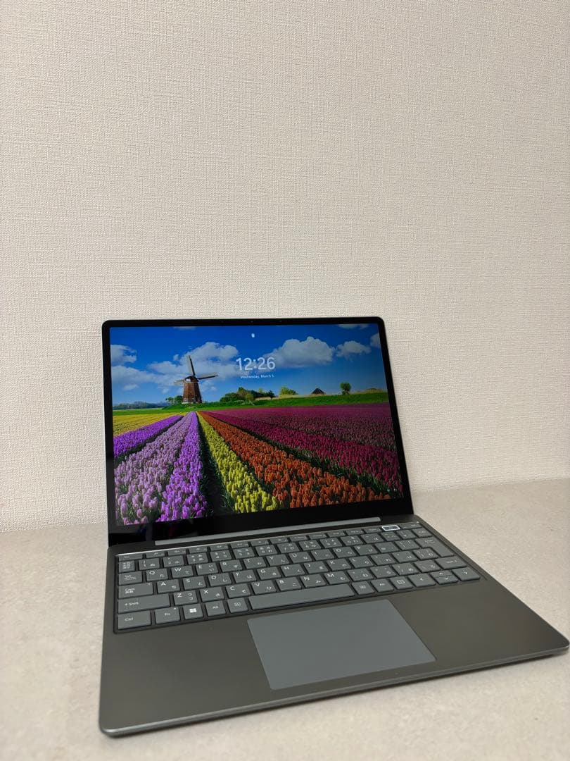 【美品】Microsoft Surface Laptop Go 2 充電器付