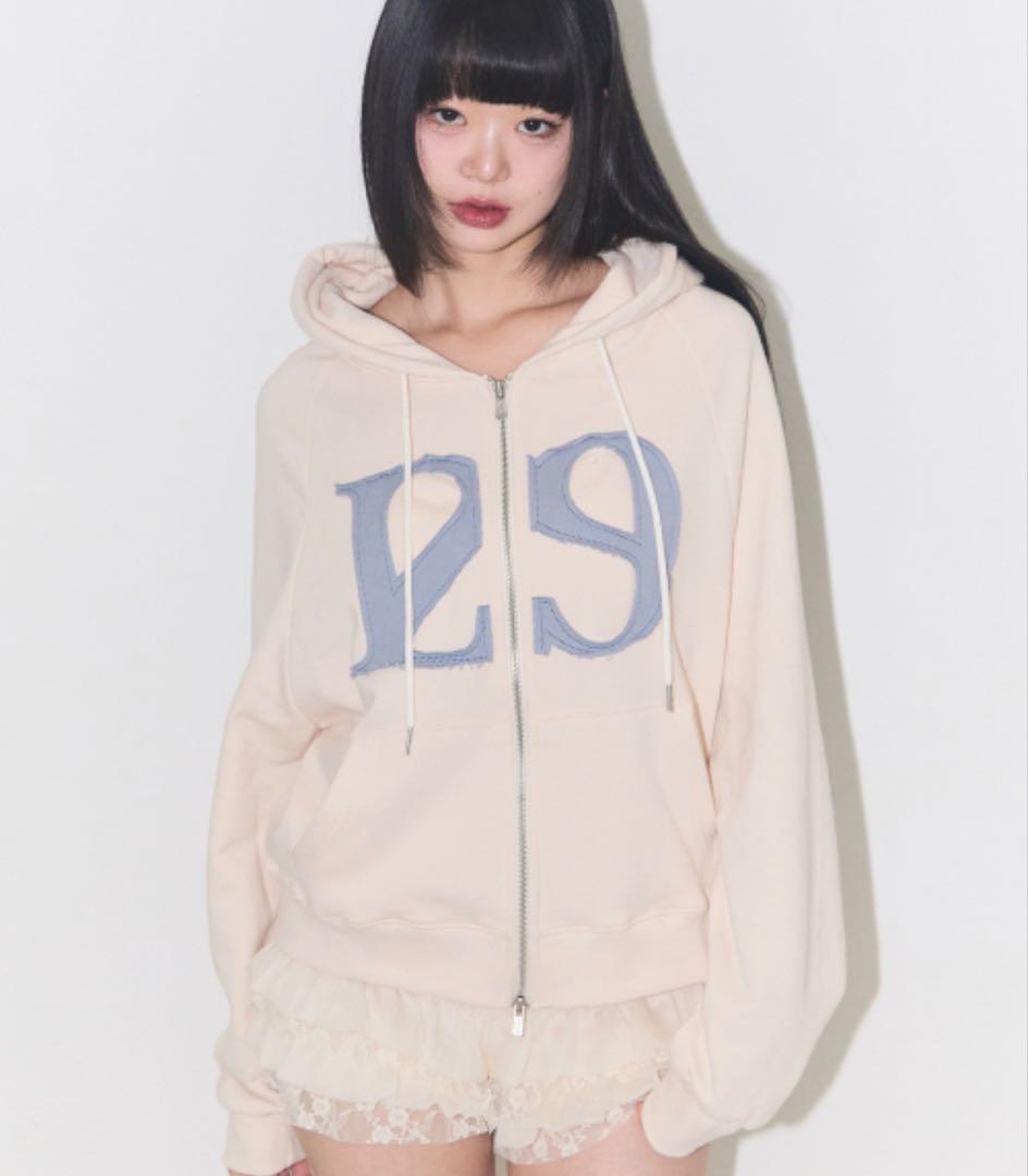 ILLIGO ロゴパッチフードジップアップ フーディ クリーム アイボリー