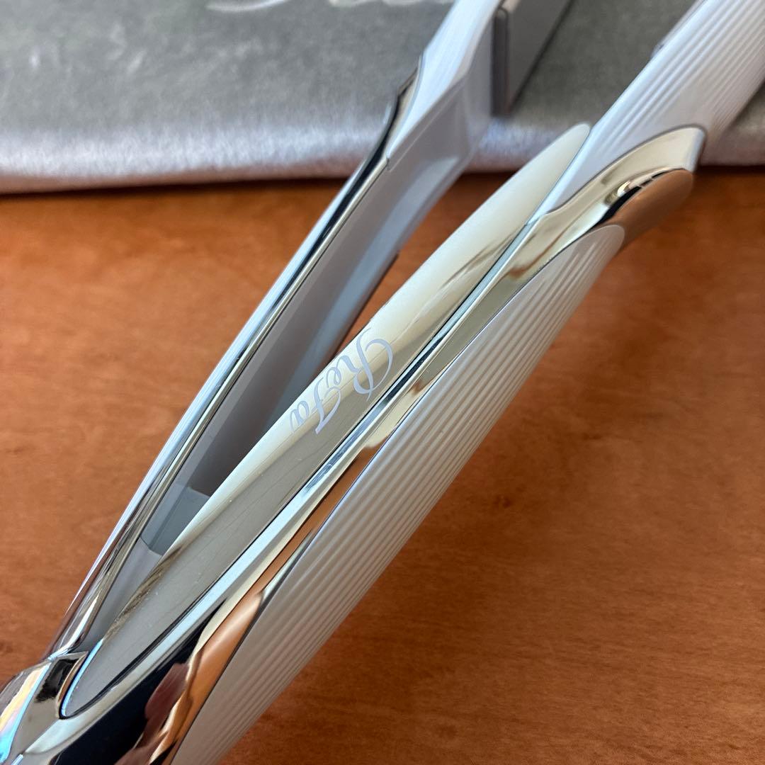 ReFa ストレートヘアアイロン ホワイト　2025年9月購入