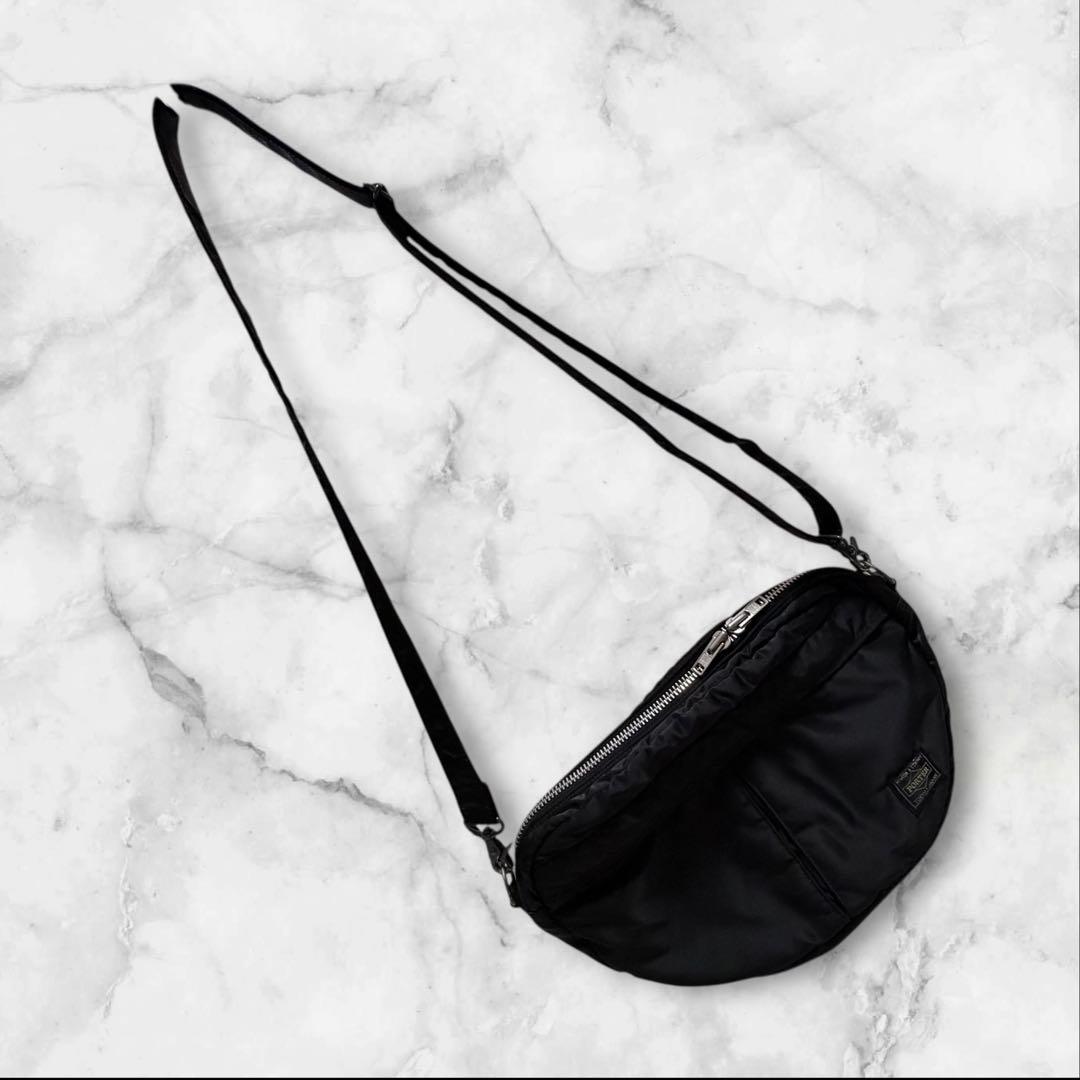 PORTER タンカーショルダーバッグ ハーフムーン 舟形 吉田カバン　オーバル