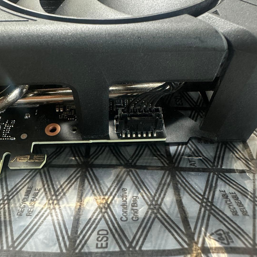 グラフィックボード・グラボ・ビデオカード ASUS Dual GeForce RTX 4070 SUPER OC 12GB