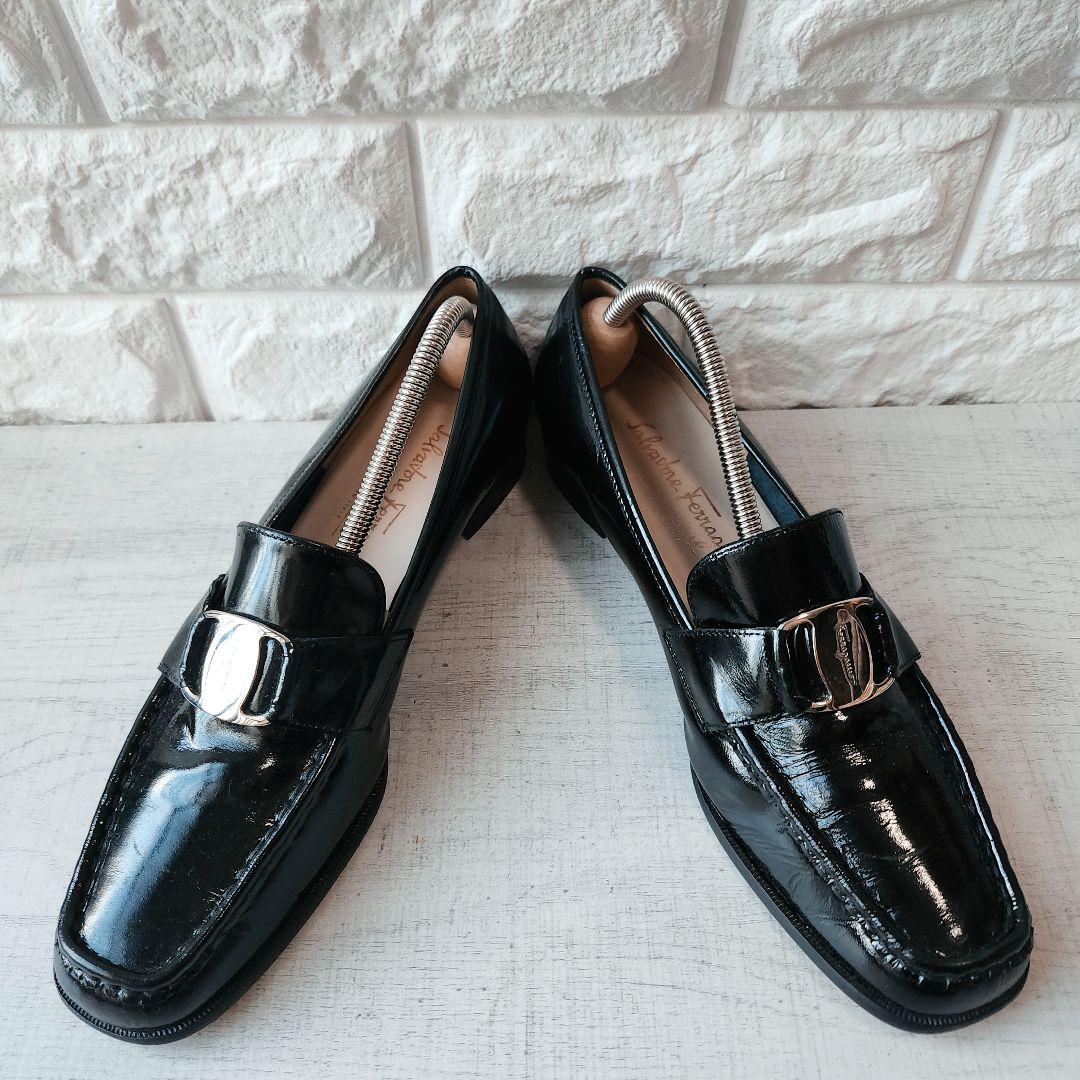 極美品 Salvatore Ferragamo✨ローファー ヴァラ エナメル