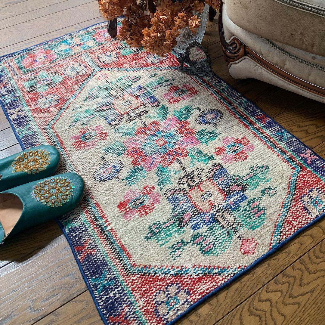 トルコヴィンテージラグ　テラコッタレッド　99×56 シャビー　ざっくり手織り