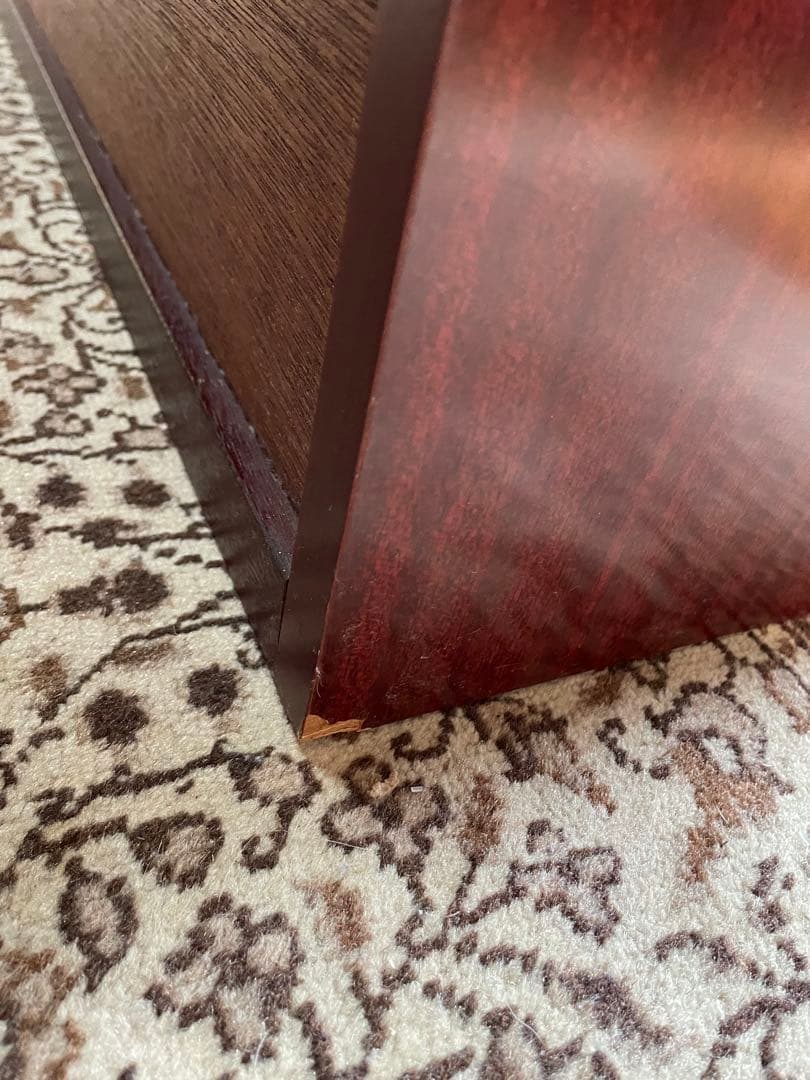 木製キャビネット ガラス扉付き