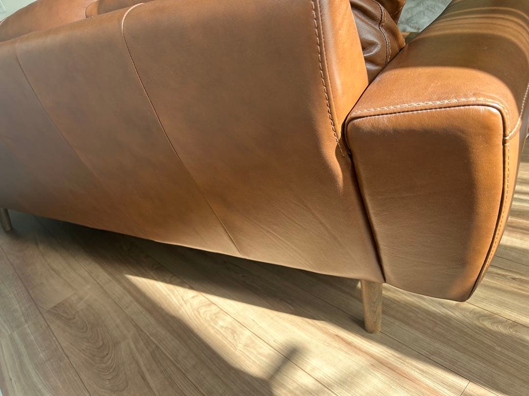 ウニコ　MOLN レザーソファー 3人掛け ダークブラウン