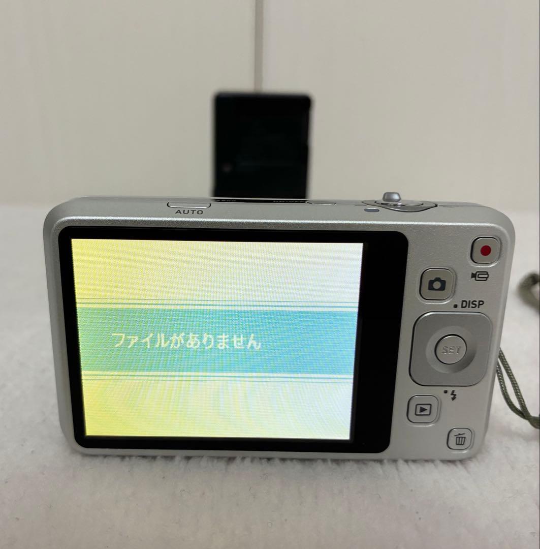 【美品】CASIO EXILIM EX-Z800 シルバー14.1メガピクセル