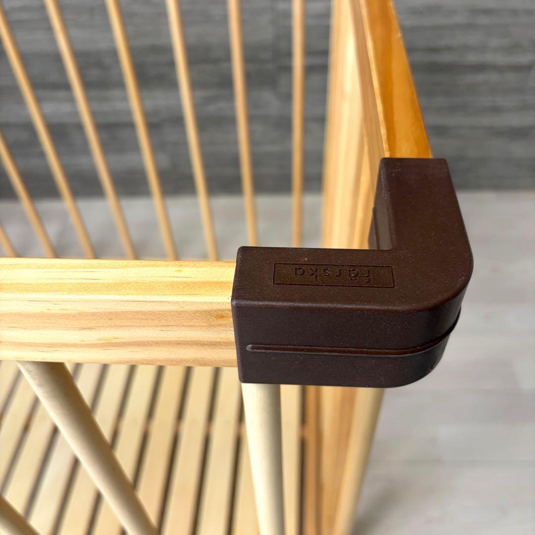 ファルスカ farska ベッドサイドベッド 03