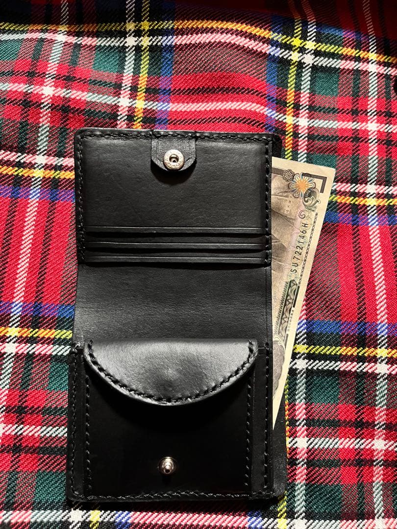 コンパクトウォレット フラワー&リーフ　スタッズ