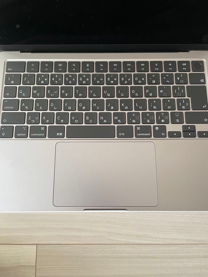 美品MacBook Air M2 13インチ8GB256GB SSDスターライト