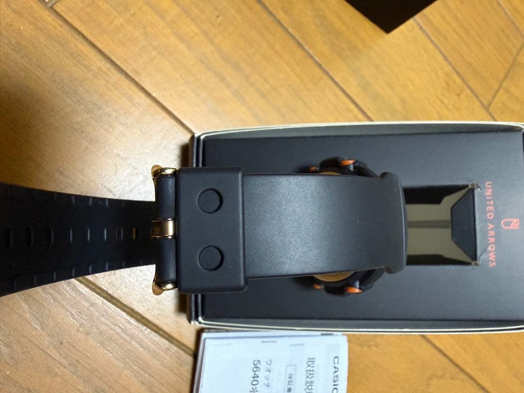 【美品】ユナイテッドアローズ別注 　G-SHOCK　AWG-M520UA