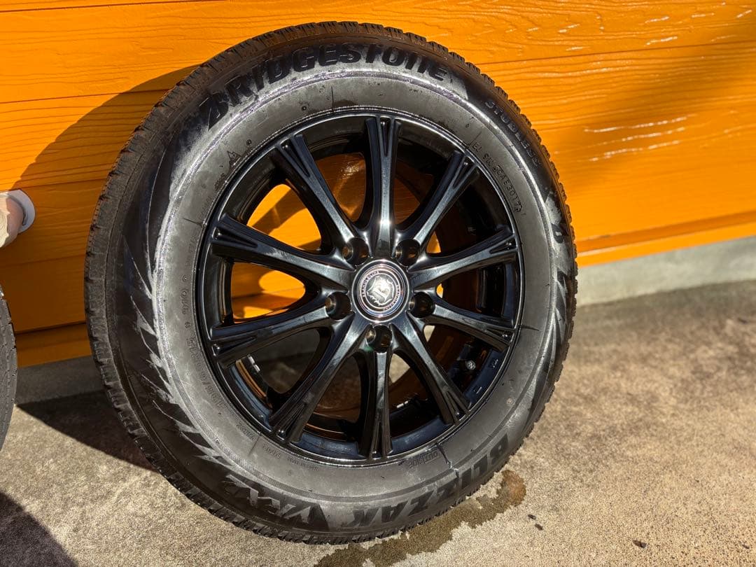ブリヂストン 15インチ スタッドレスタイヤ ホイールセット