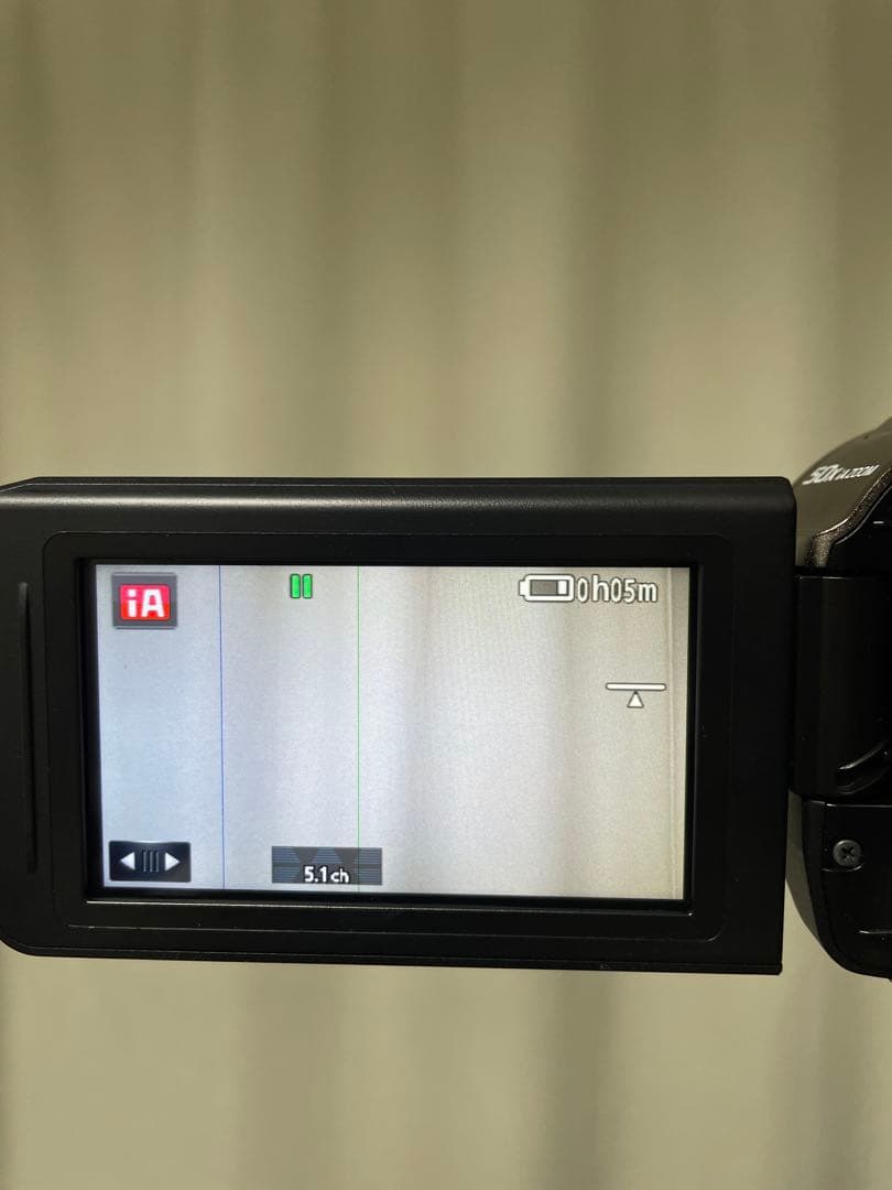 Panasonic HC-V720M ビデオカメラ 本体とアクセサリー