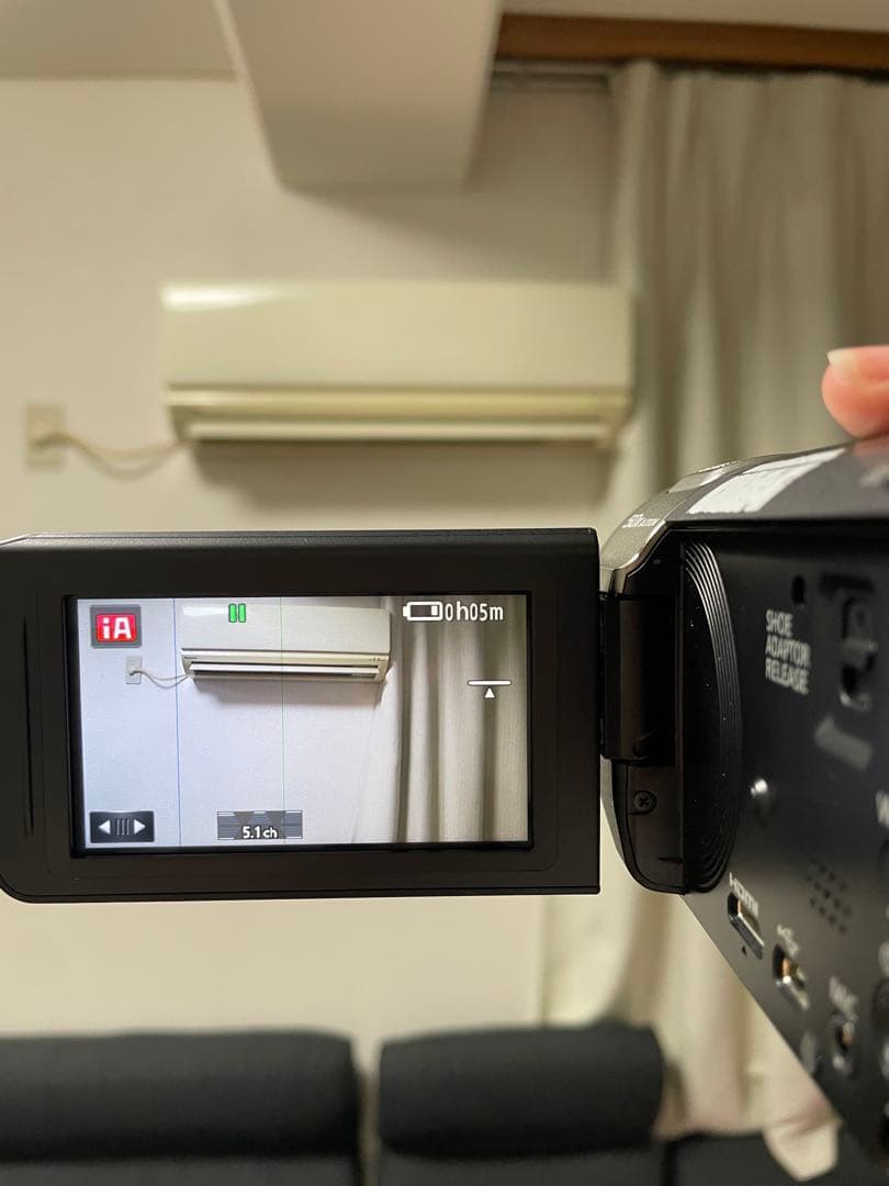 Panasonic HC-V720M ビデオカメラ 本体とアクセサリー