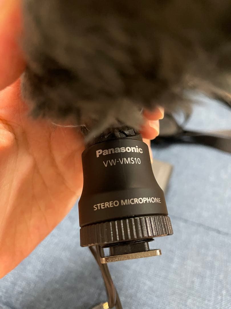 Panasonic HC-V720M ビデオカメラ 本体とアクセサリー