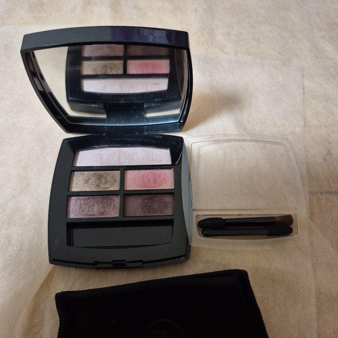 【廃盤　入手困難】シャネル　レベージュパレットルガール ライト【美品】